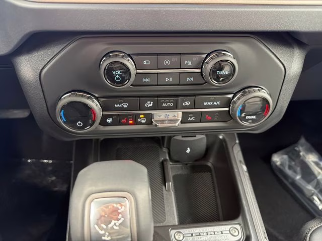 2026 Shadow Black Ford Bronco Outer Banks 4X4 SUV