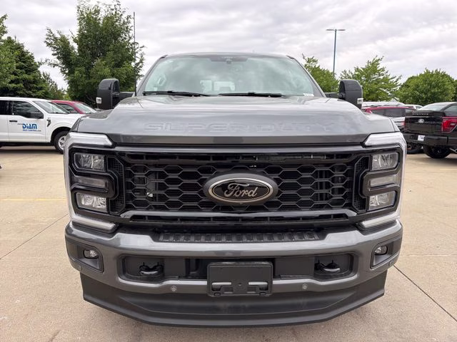 2026 Carbonized Gray Metallic Ford Super Duty F-250 SRW Lariat 4X4 Truck
