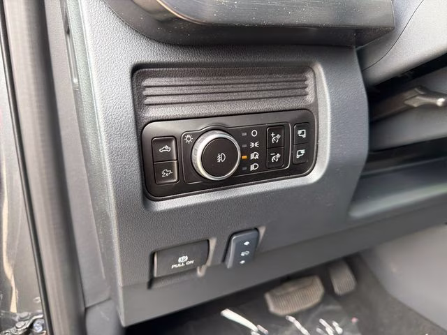 2026 Carbonized Gray Metallic Ford Super Duty F-250 SRW Lariat 4X4 Truck