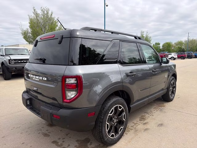 2026 Carbonized Gray Metallic Ford Bronco Sport Outer Banks 4X4 SUV