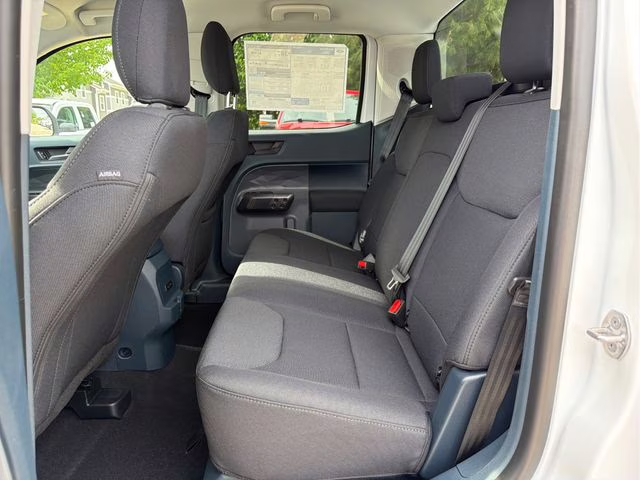 2026 Oxford White Ford Maverick XL FWD Truck