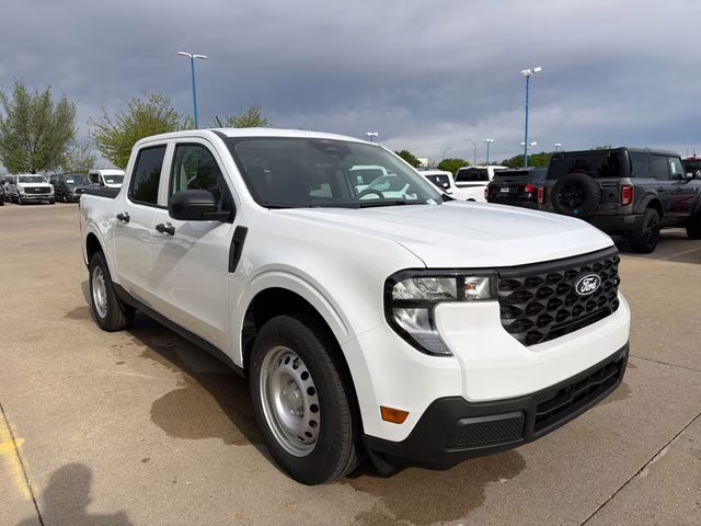 2026 Oxford White Ford Maverick XL FWD Truck