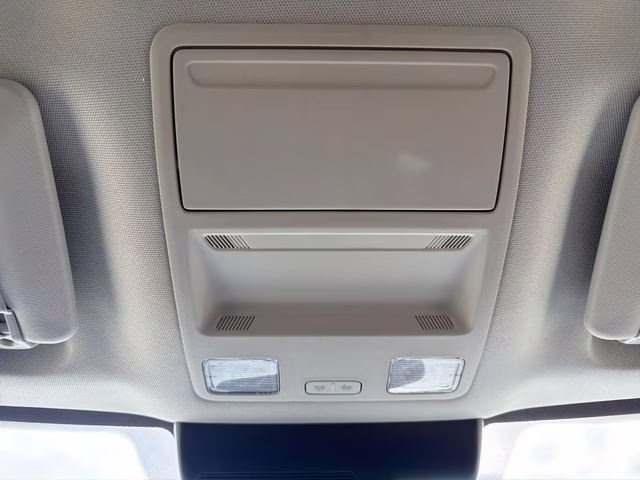 2026 Oxford White Ford Maverick XL FWD Truck