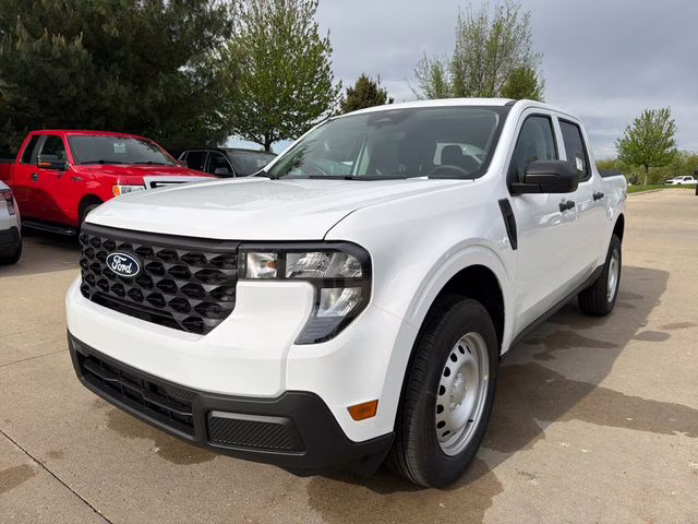2026 Oxford White Ford Maverick XL FWD Truck