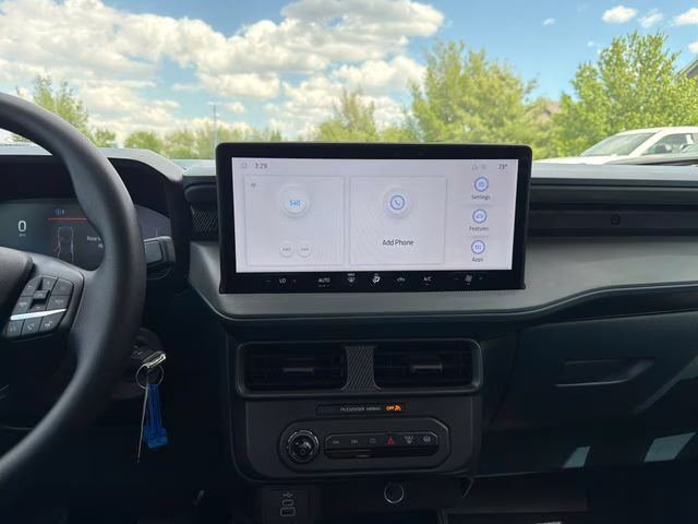 2026 Oxford White Ford Maverick XL AWD Truck