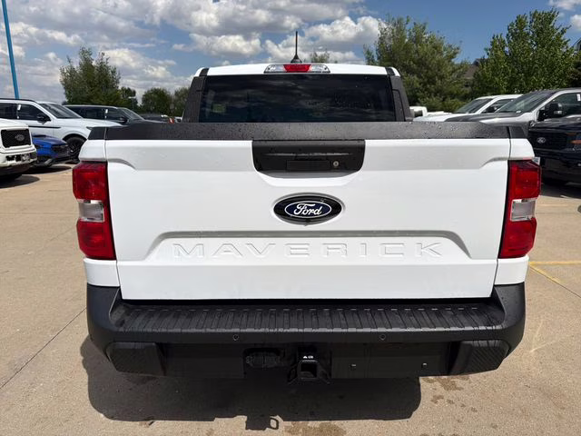 2026 Oxford White Ford Maverick XL AWD Truck