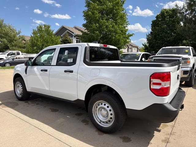 2026 Oxford White Ford Maverick XL AWD Truck
