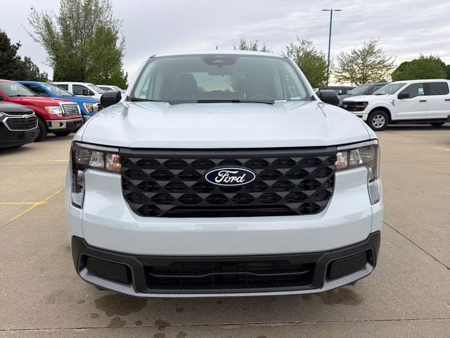 2026 Space White Metallic Ford Maverick XLT FWD Truck