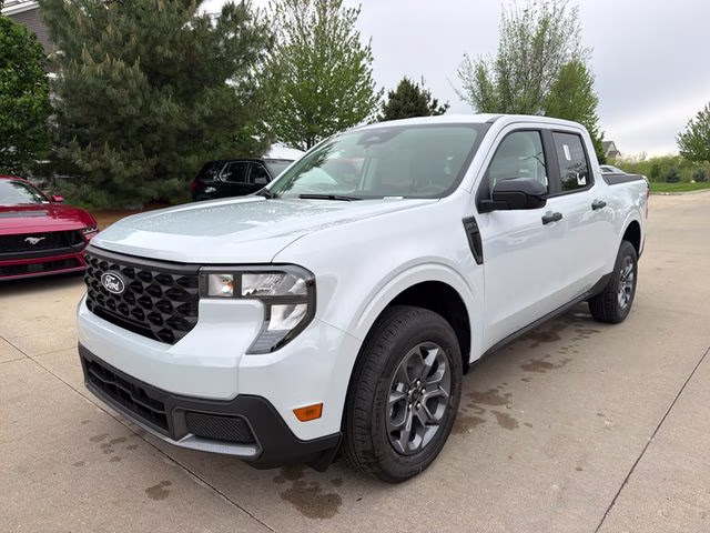 2026 Space White Metallic Ford Maverick XLT FWD Truck