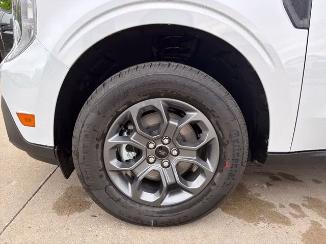2026 Space White Metallic Ford Maverick XLT FWD Truck