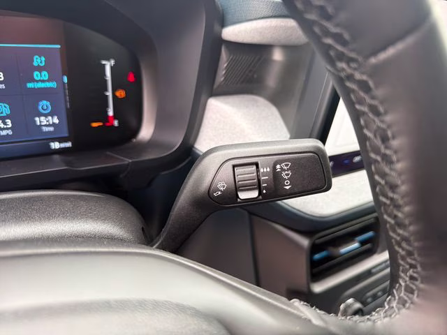 2026 Space White Metallic Ford Maverick XLT FWD Truck