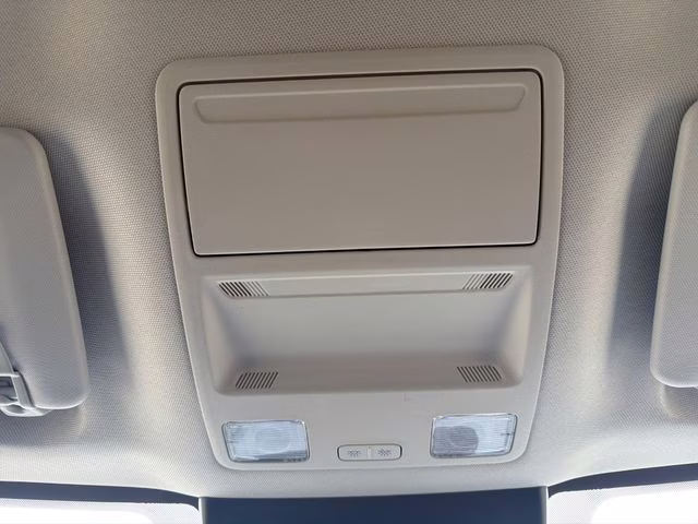 2026 Space White Metallic Ford Maverick XLT FWD Truck