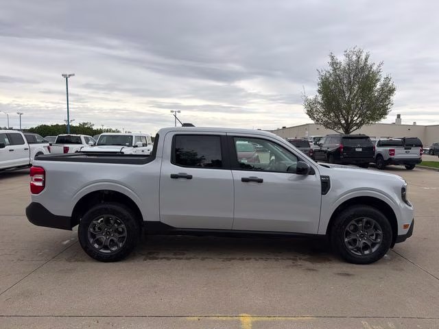2026 Space White Metallic Ford Maverick XLT FWD Truck