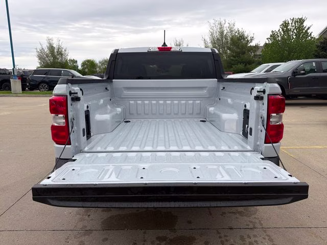 2026 Space White Metallic Ford Maverick XLT FWD Truck