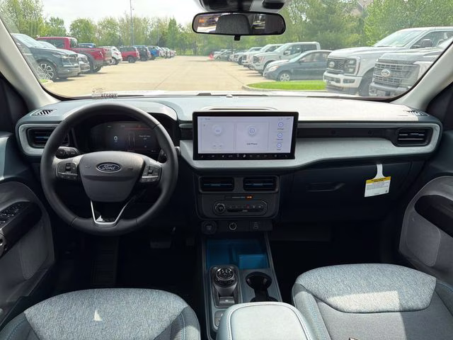 2026 Oxford White Ford Maverick XLT FWD Truck