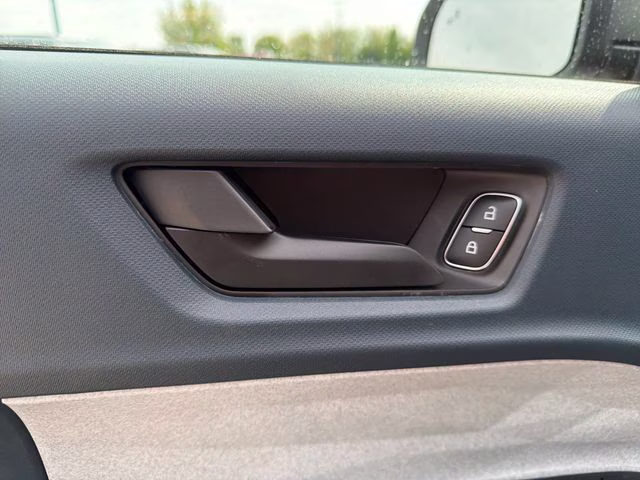 2026 Oxford White Ford Maverick XLT FWD Truck