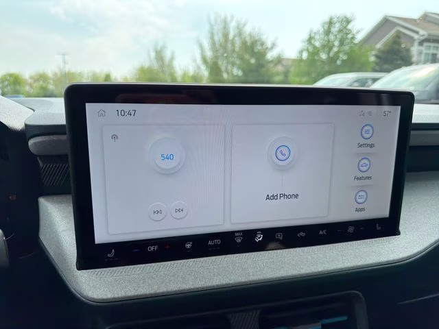 2026 Oxford White Ford Maverick XLT FWD Truck