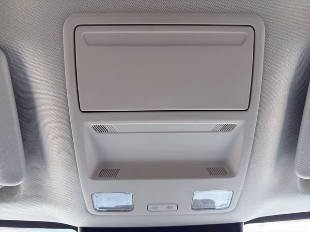 2026 Oxford White Ford Maverick XLT FWD Truck