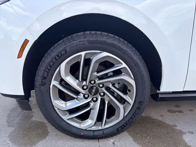 2026 Star White Metallic Tri-Coat Lincoln Navigator Reserve 4X4 SUV