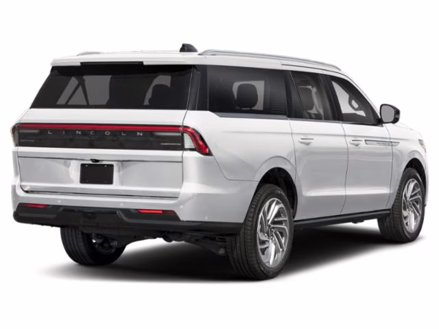 2026 Crystal White Metallic Clearcoat Lincoln Navigator L Reserve 4X4 SUV