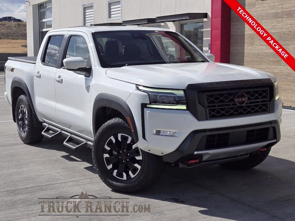 2022 Nissan Frontier PRO-4X Crew Cab 4X4's photo
