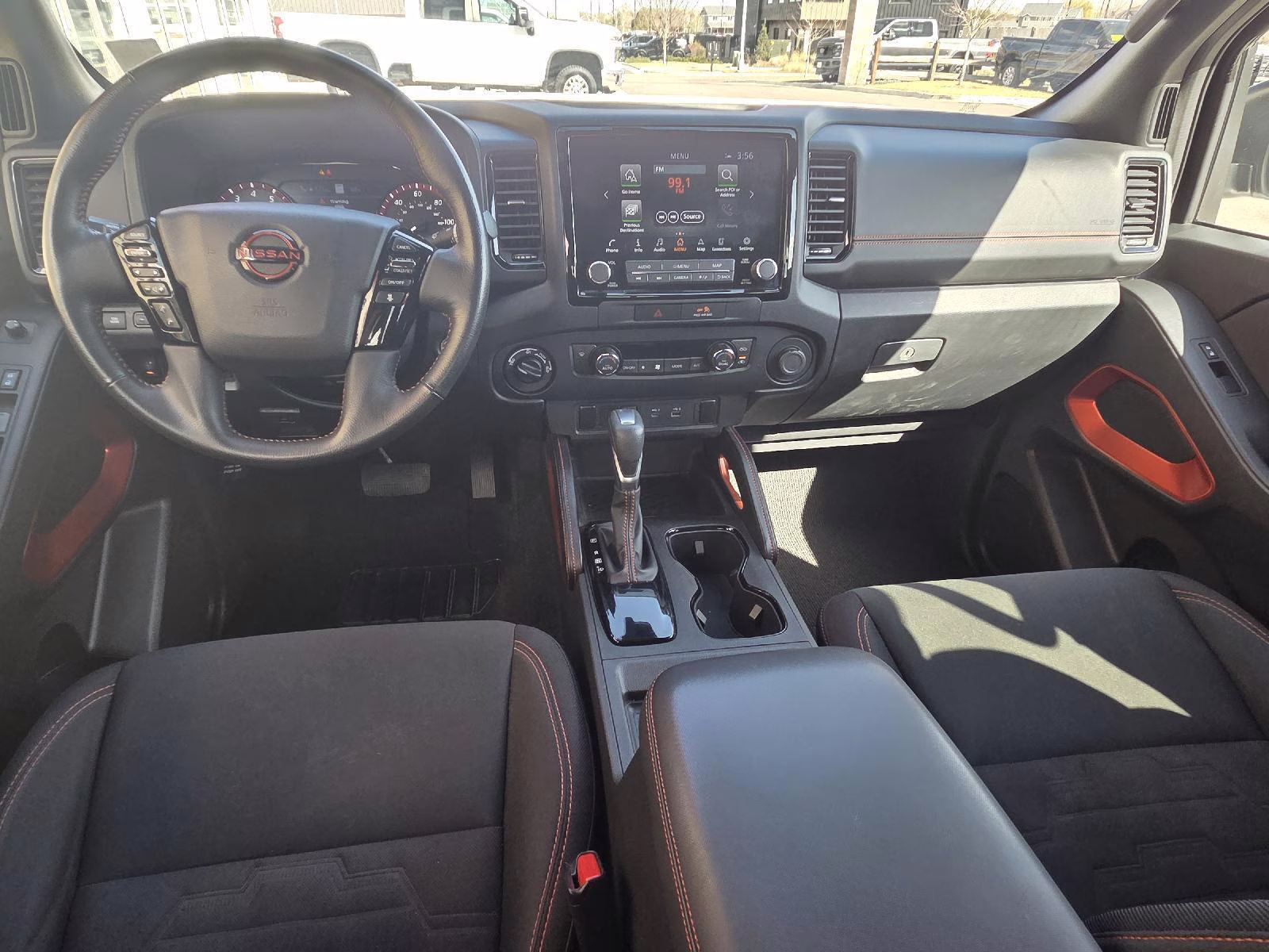 2022 Glacier White Nissan Frontier PRO-4X 4X4 Truck