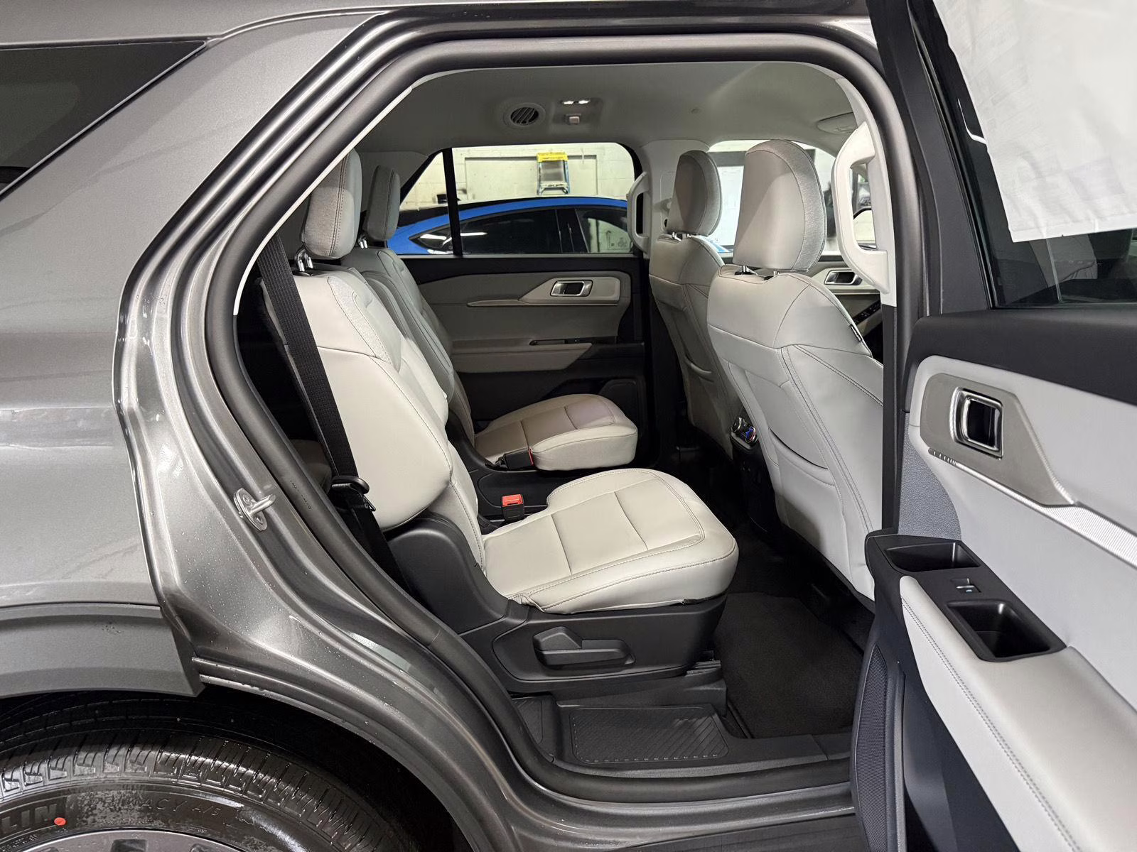 2026 Carbonized Gray Metallic Ford Explorer Active w/100A Pkg 4X4 SUV