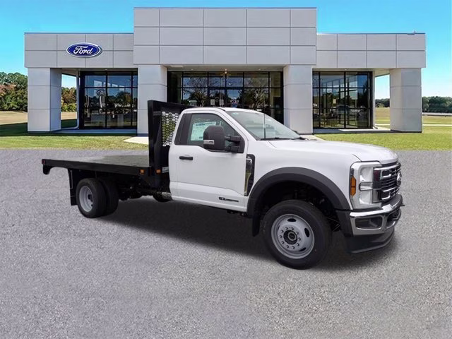 2026 Oxford White Ford Super Duty F-550 DRW XL 4X4 Truck