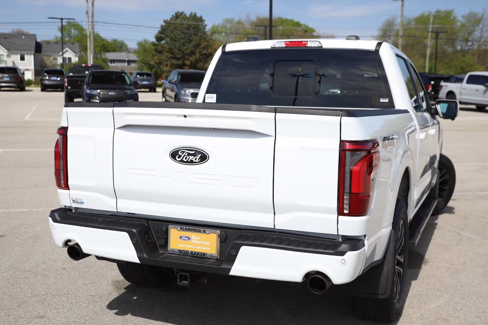 2025 Oxford White Ford F-150 LARIAT 4X4 Truck