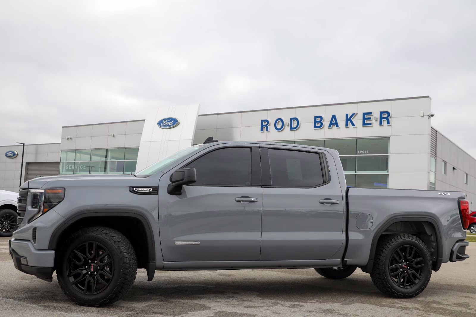 2024 Thunderstorm Gray GMC Sierra 1500 Elevation 4X4 Truck