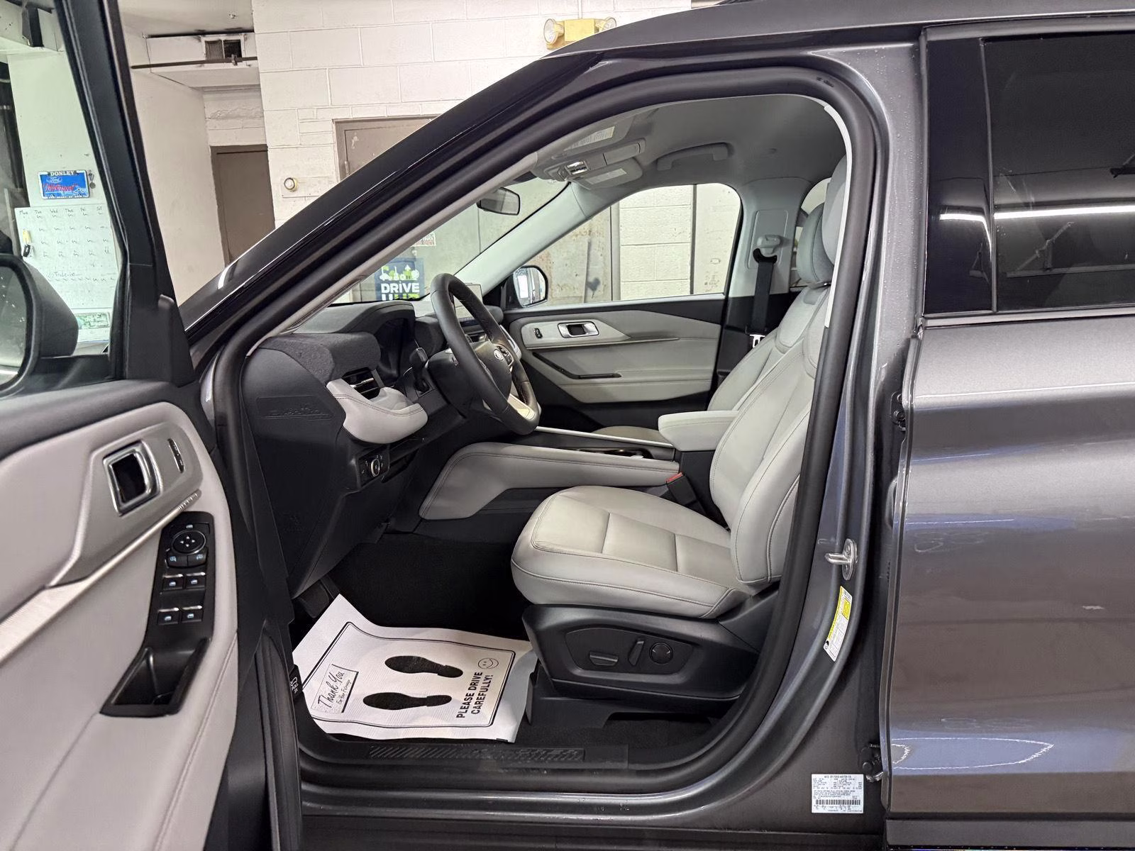 2026 Carbonized Gray Metallic Ford Explorer Active w/200A Pkg 4X4 SUV