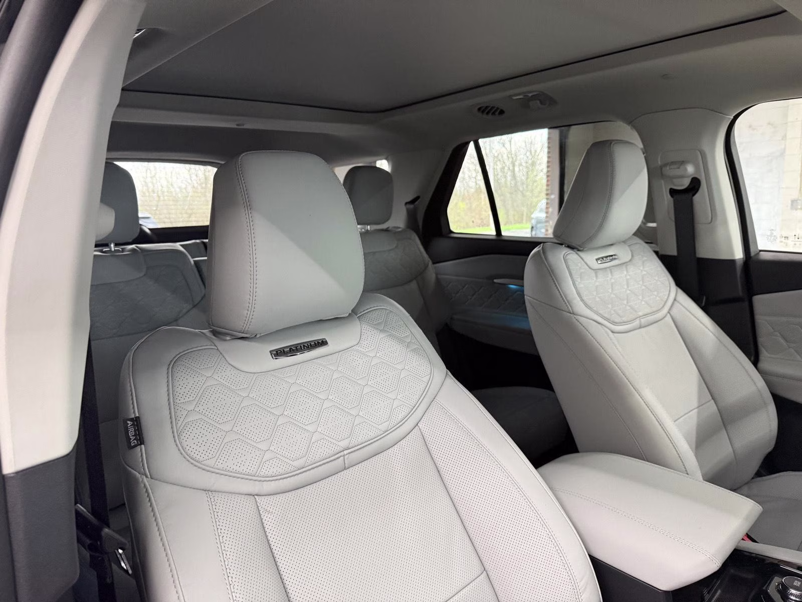 2026 Agate Black Metallic Ford Explorer Platinum 4X4 SUV