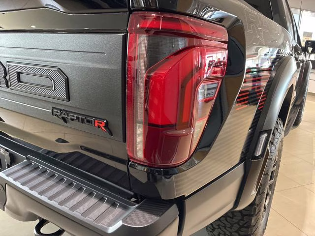 2025 Black Metallic Ford F-150 Raptor 4X4 Truck