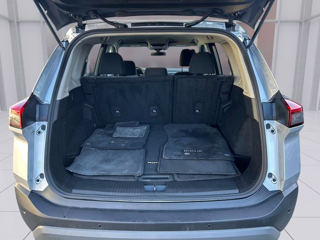 2023 Brilliant Silver Metallic Nissan Rogue SV AWD SUV