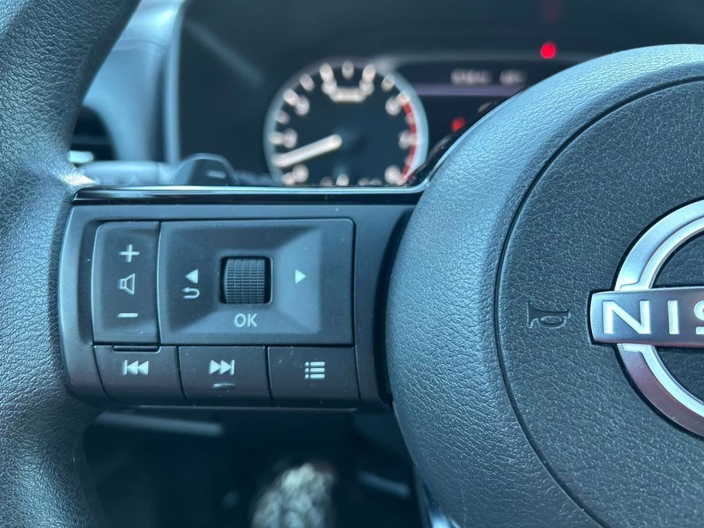 2023 Brilliant Silver Metallic Nissan Rogue SV AWD SUV