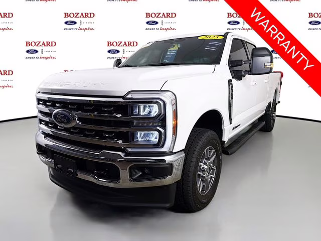 2025 White Metallic Ford Super Duty F-350 SRW Lariat 4X4 Truck