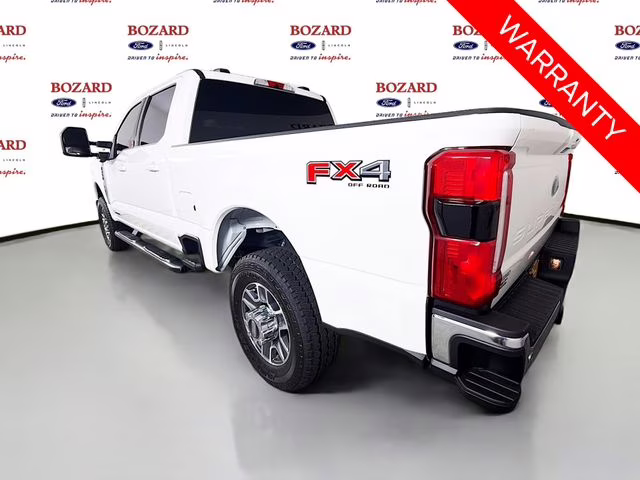 2025 White Metallic Ford Super Duty F-350 SRW Lariat 4X4 Truck