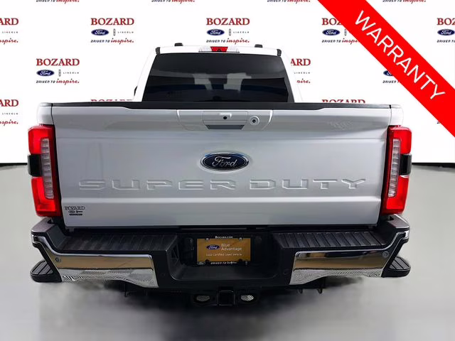 2025 White Metallic Ford Super Duty F-350 SRW Lariat 4X4 Truck