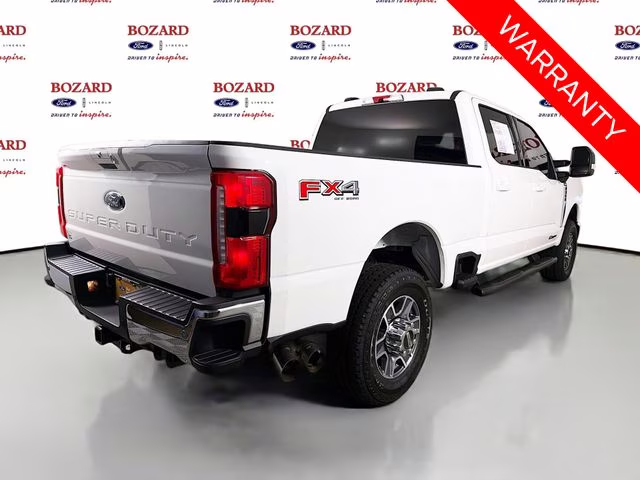 2025 White Metallic Ford Super Duty F-350 SRW Lariat 4X4 Truck
