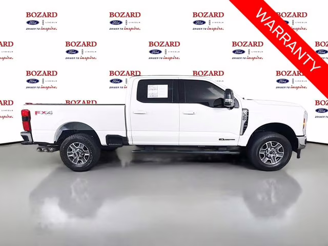 2025 White Metallic Ford Super Duty F-350 SRW Lariat 4X4 Truck