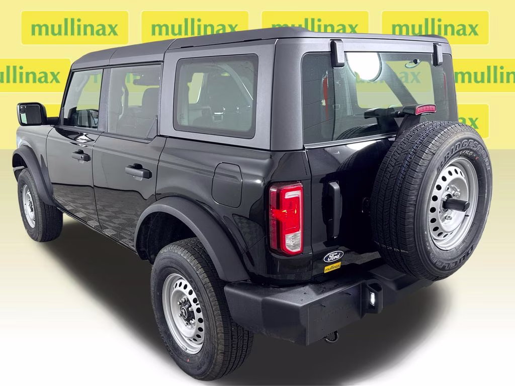 2026 Shadow Black Ford Bronco Base 4X4 SUV