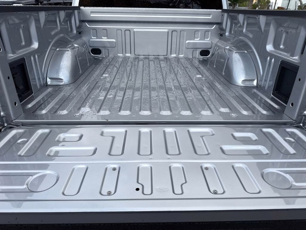 2026 Iconic Silver Metallic Ford F-150 Lariat 4X4 Truck