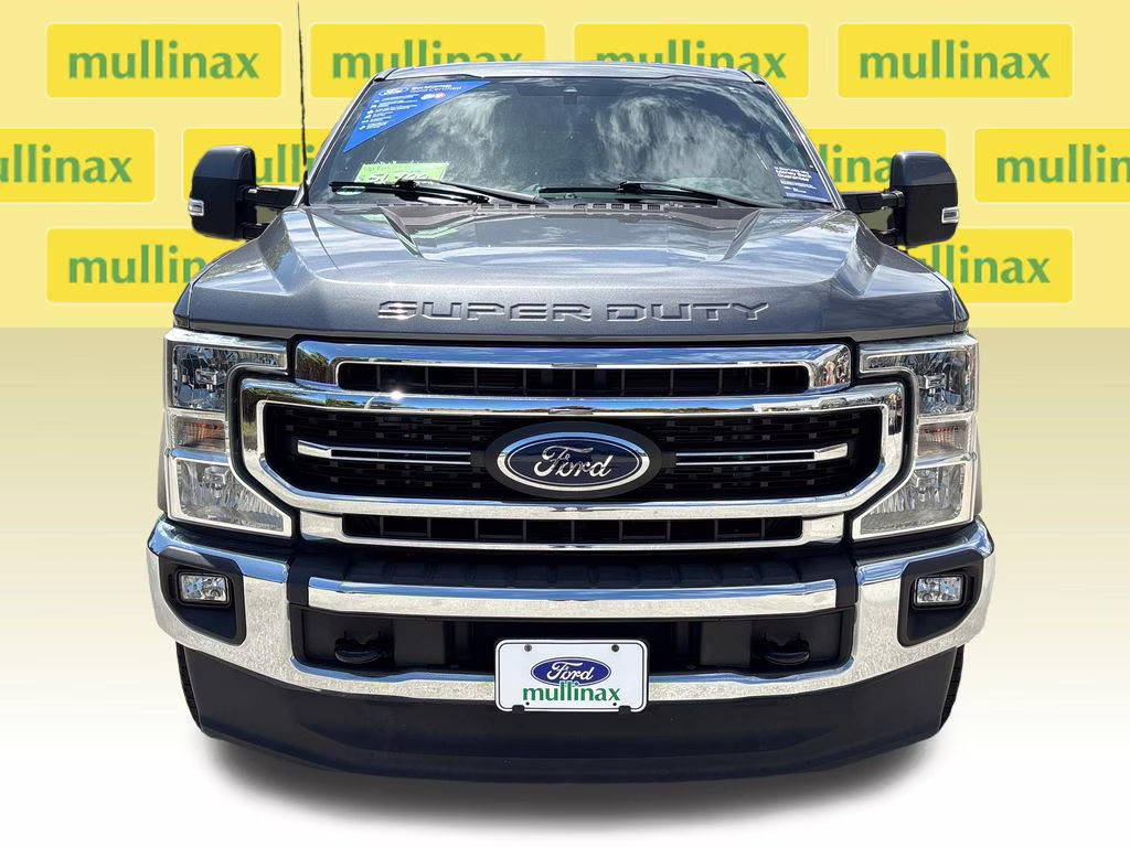 2022 Gray Metallic Ford Super Duty F-250 SRW Lariat 4X4 Truck