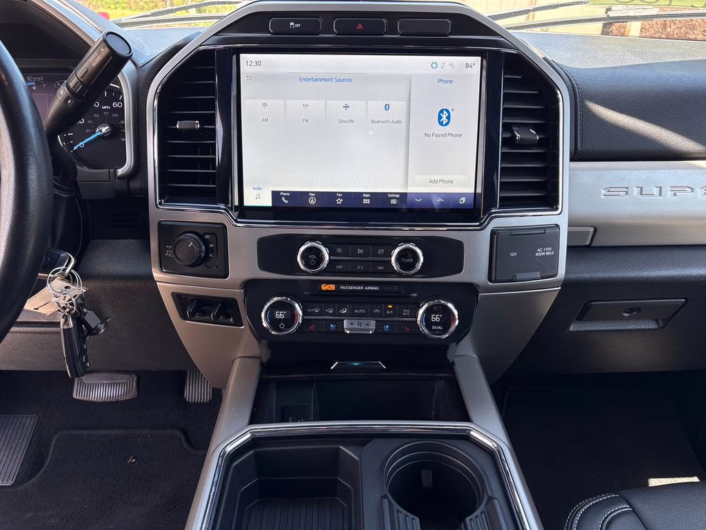2022 Gray Metallic Ford Super Duty F-250 SRW Lariat 4X4 Truck