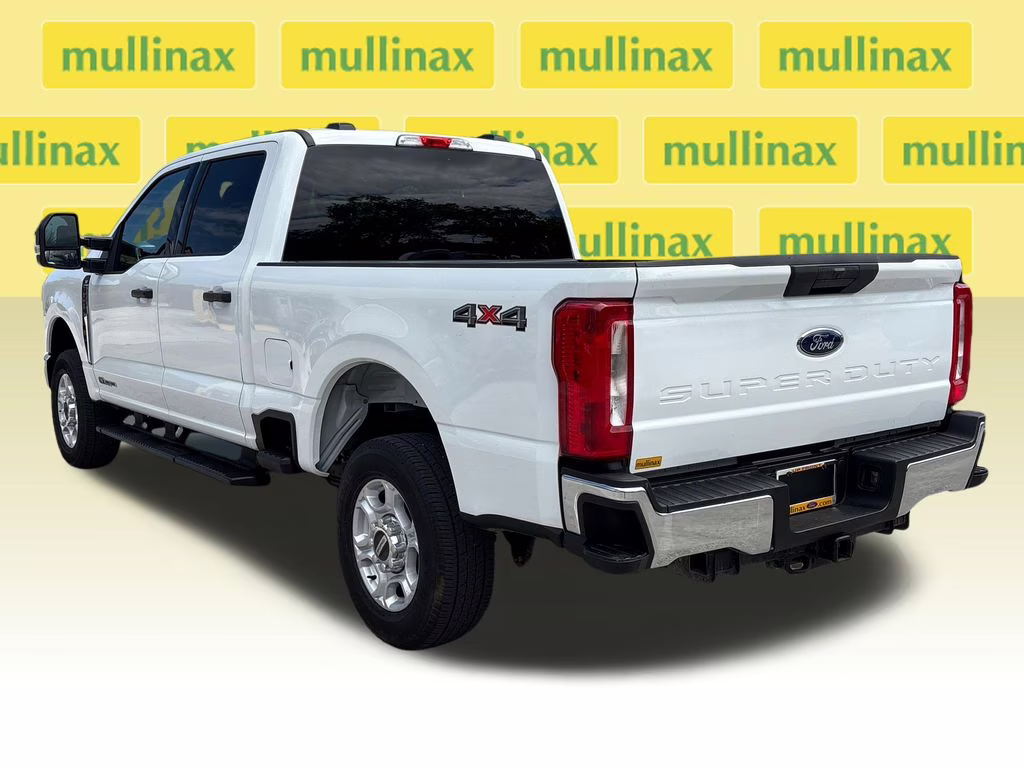 2025 Oxford White Ford Super Duty F-250 SRW XLT 4X4 Truck