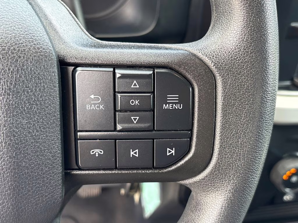 2025 Oxford White Ford Super Duty F-250 SRW XLT 4X4 Truck