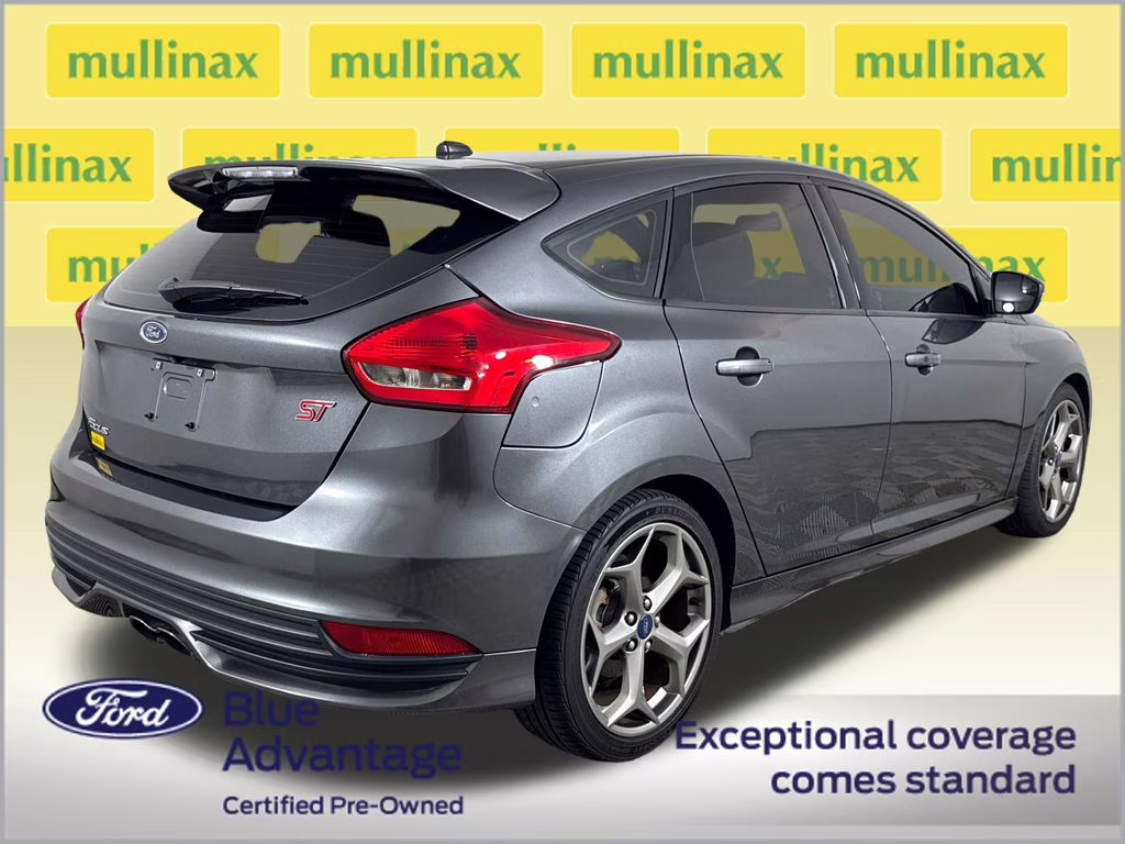2018 Magnetic Ford Focus ST FWD Hatchback