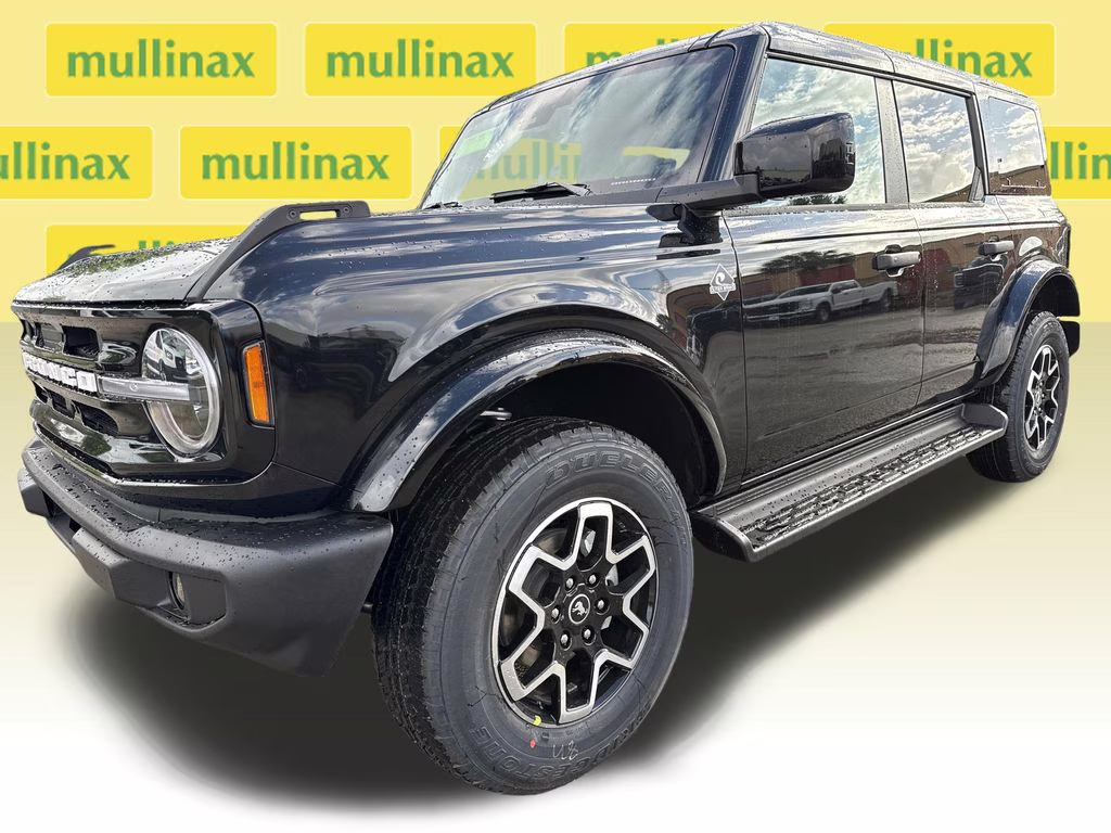 2026 Shadow Black Ford Bronco Outer Banks 4X4 SUV
