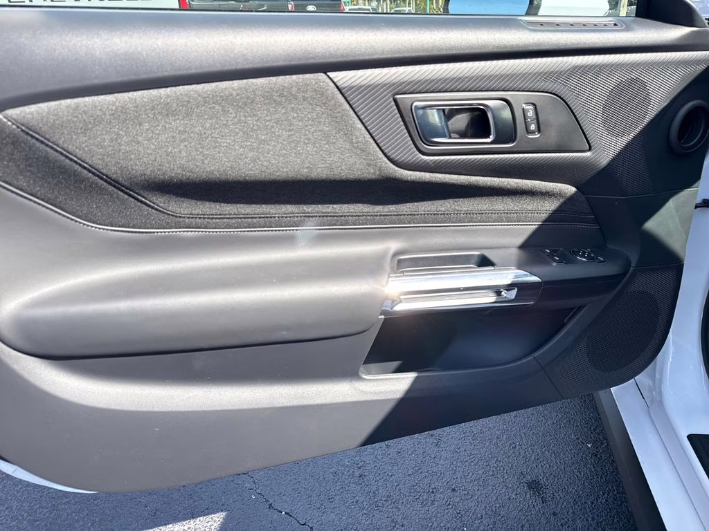 2026 Oxford White Ford Mustang EcoBoost RWD Coupe