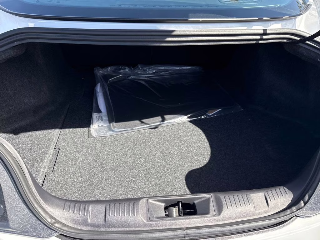 2026 Oxford White Ford Mustang EcoBoost RWD Coupe